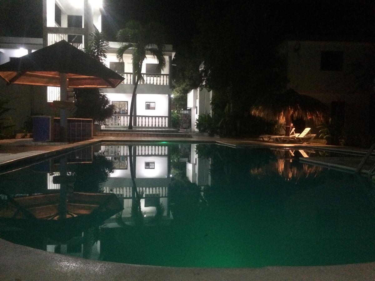 El Caucho Hotel โบกา ชิกา ภายนอก รูปภาพ