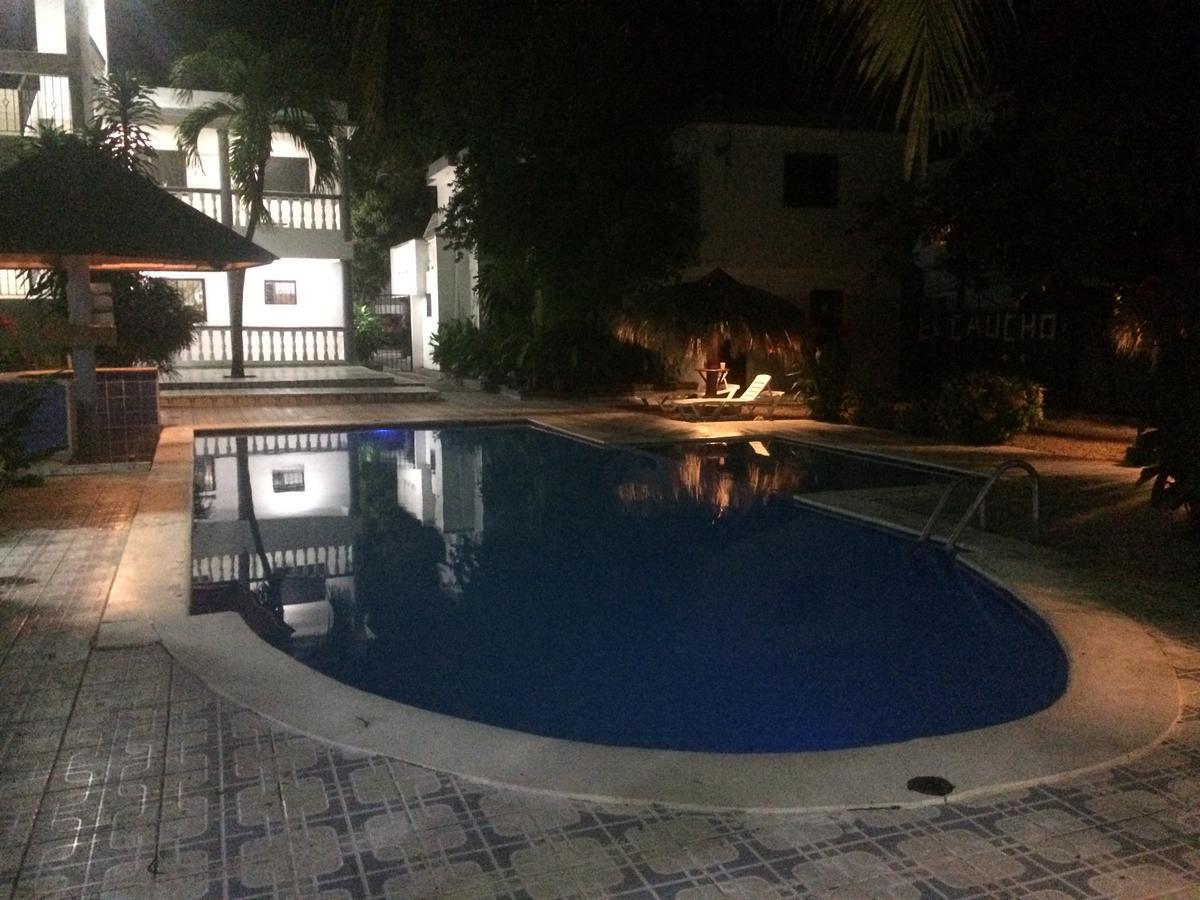 El Caucho Hotel โบกา ชิกา ภายนอก รูปภาพ