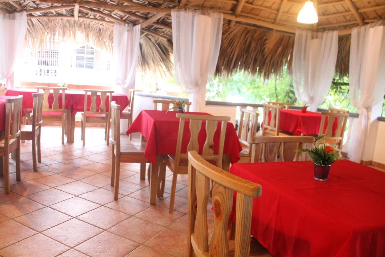 El Caucho Hotel โบกา ชิกา ภายนอก รูปภาพ